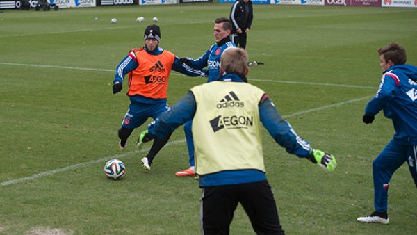 防守核心并 防守核心并