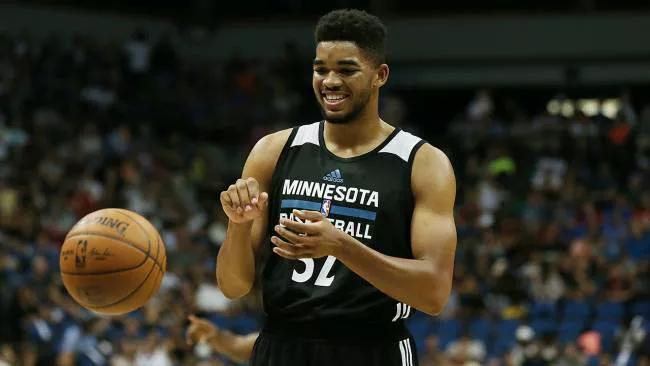 放眼三连冠 放眼三连冠