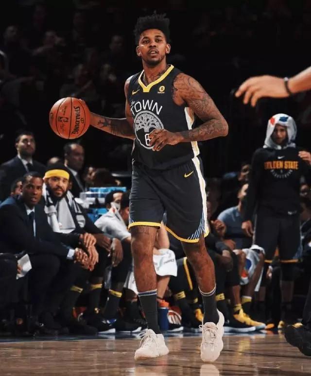 lt